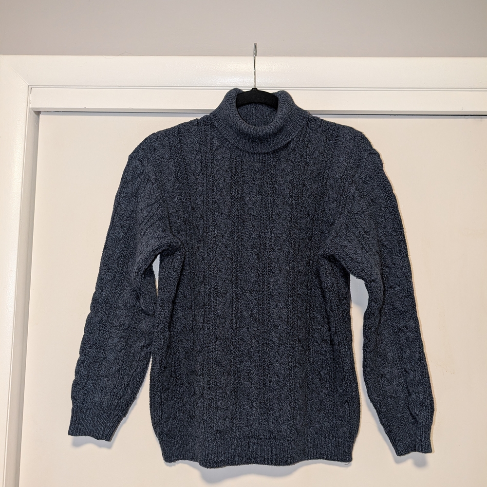 Vintage Northern Reflections Navy Cable Knit Turtleneck Sweater